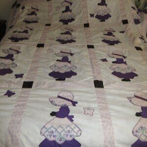 Estate Sale Vintage Quilt Top cotton Bonnet Girls White and Purples